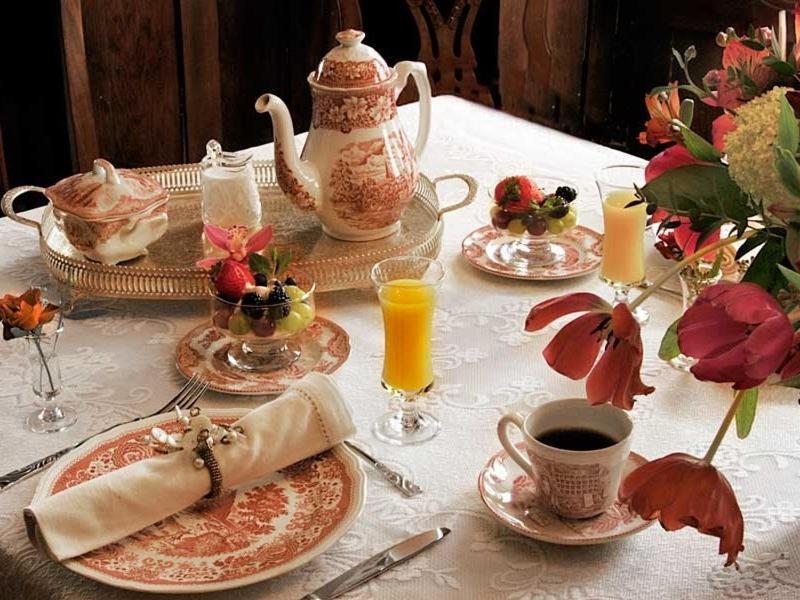 Fisher House Victoria Bed And Breakfast Екстериор снимка
