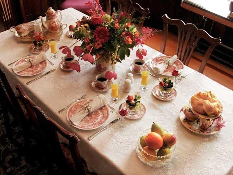 Fisher House Victoria Bed And Breakfast Екстериор снимка
