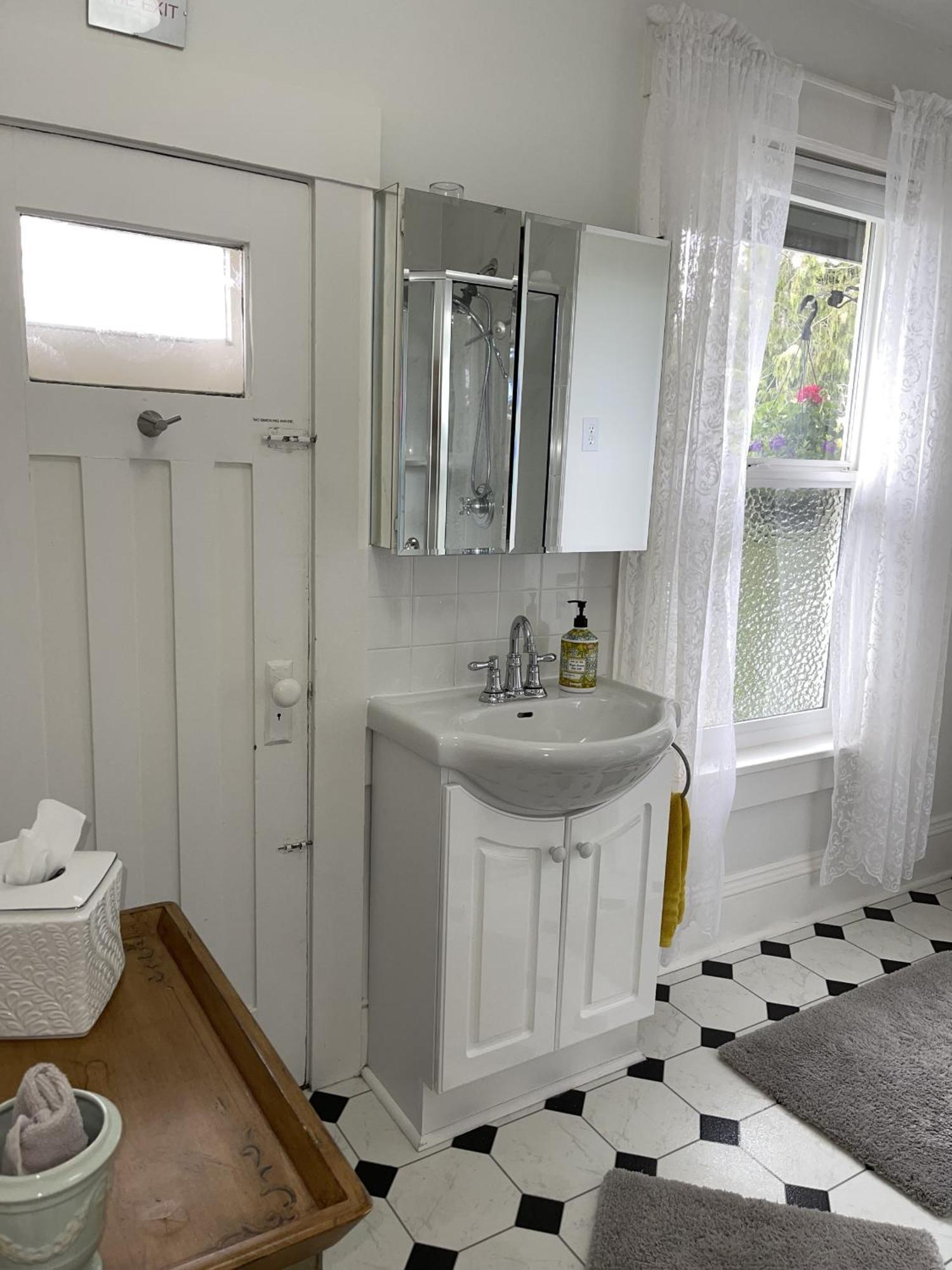 Fisher House Victoria Bed And Breakfast Стая снимка